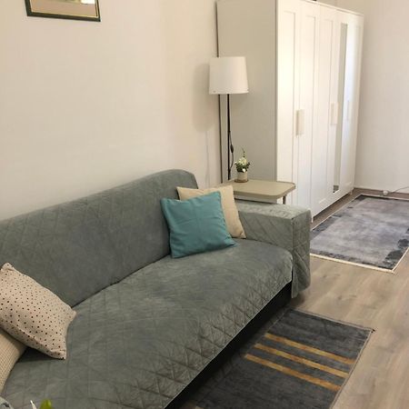 Studio Stipe- With Free Parking, Self Check-In 0-24 Zagreb Extérieur photo